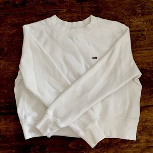 Tommy Hilfiger Women’s Logo Long Sleeve Crewneck